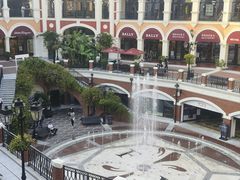 -佛罗伦萨小镇广佛名品奥特莱斯(疏港路店)