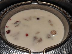-煲宫猪肚鸡(晶品店)