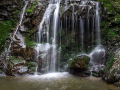 -藏龙百瀑风景区