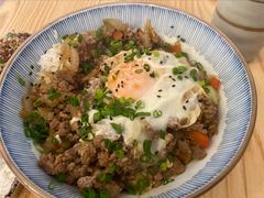 牛丼饭-春笙食堂.丼饭拉面寿司(GOGO新天地店)
