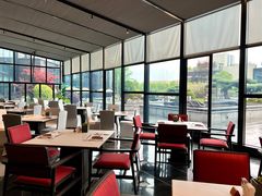 -阿纳迪酒店·秘境西餐厅