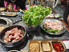 -红泥小火炉·东北泥炉烤肉(天一旗舰店)