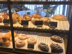 -BONBON BAKERY