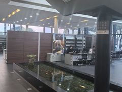 -苏州鹏龙东昌奔驰4S店