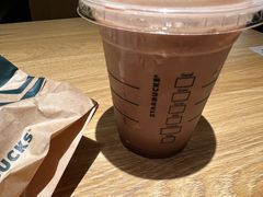 -星巴克臻选(南京金茂览秀城店)