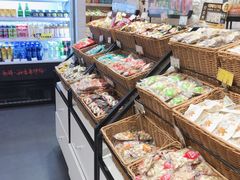 零售区-来伊份(香积寺路店)