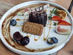 -Mark&Mars Restaurant