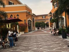 -佛罗伦萨小镇广佛名品奥特莱斯(疏港路店)