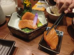 -8PINTS八品脱·日料·烧鸟·精酿小酒馆(莘庄店)