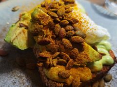 牛油果吐司-BOR Eatery(安福路店)