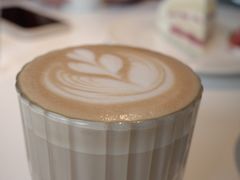 -洪小鹏生活美学馆(领SHOW天地店)