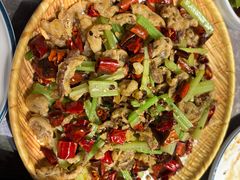 -闫府私房菜(恒隆店)