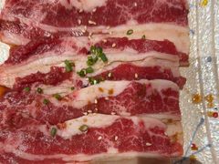 -山川小町·极番烧肉(新地假日广场店)