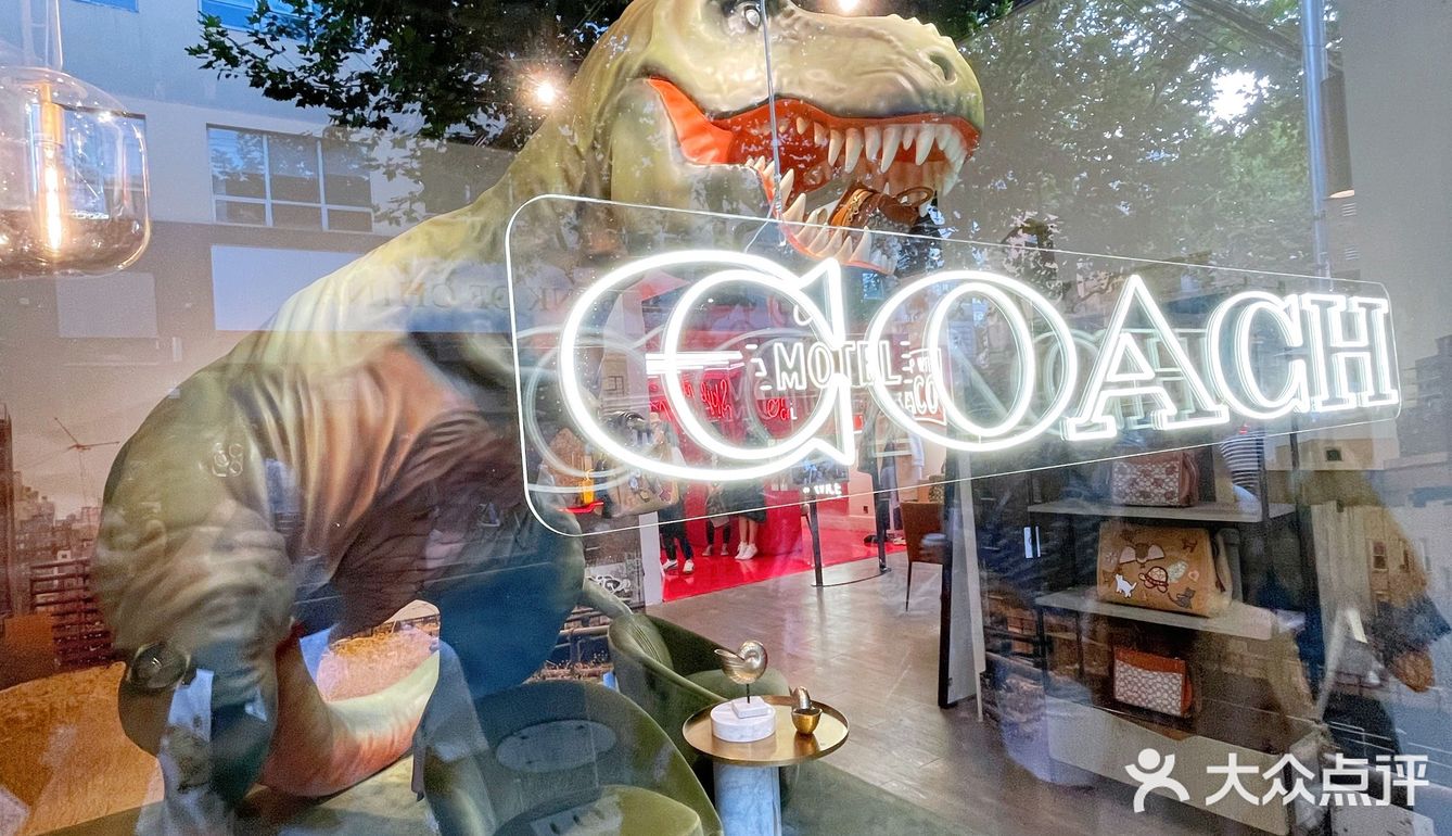 如此有情怀又有颜值的快闪店｜COACH