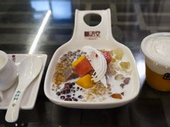 -椰语堂·海南清补凉(中山骑楼店)