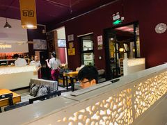 -苹果树下艺术餐厅(宋庄店)