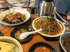-蓝田九大碗民俗食府(蓝田店)