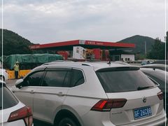 -慈城服务区-停车场