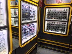 -镜客眼镜(浦江欢乐颂店)