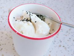 冰淇淋打蛋-堂屋糖水店(愚园店)