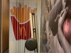 -麦当劳(阳朔益田西街店)