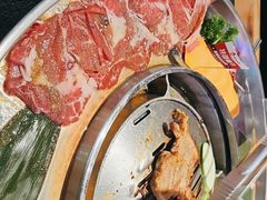 -哈哈碳都·牛肋条无限自助烤肉(宝龙店)