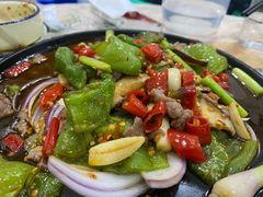 铁板牛肉-洪霞餐馆