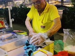 -詹爷爷乌节路街头冰淇淋