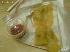 -东方既白(上海浦东国际机场)