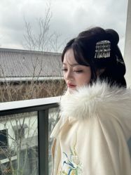 -一揽芳华汉服旗袍体验馆(拙政园店)