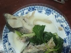 -姚记抚仙湖石锅鱼庄