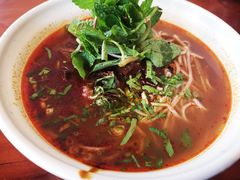 小碗酸牛肉饵丝-莉安酸牛肉早点