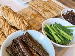 -大鸭梨烤鸭(北洼路店)