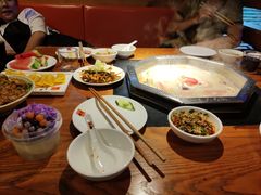 -佬土鹅肠火锅(扬中步行街店)