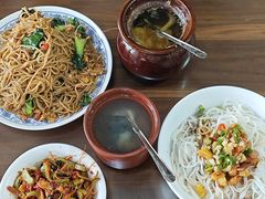 鸡蛋炒粉-龙老五汤店(站前西路店)