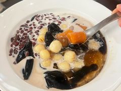 -RUXU入续糖水铺与包(卓悦中心店)