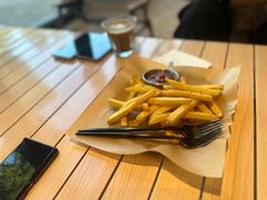 -J Create城市露营咖啡·简餐·宠物(上海动物园店)