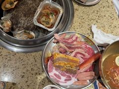-姜胖胖韩式自助烤肉(光明万达店)