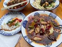 -杨伯英传统杂酱面