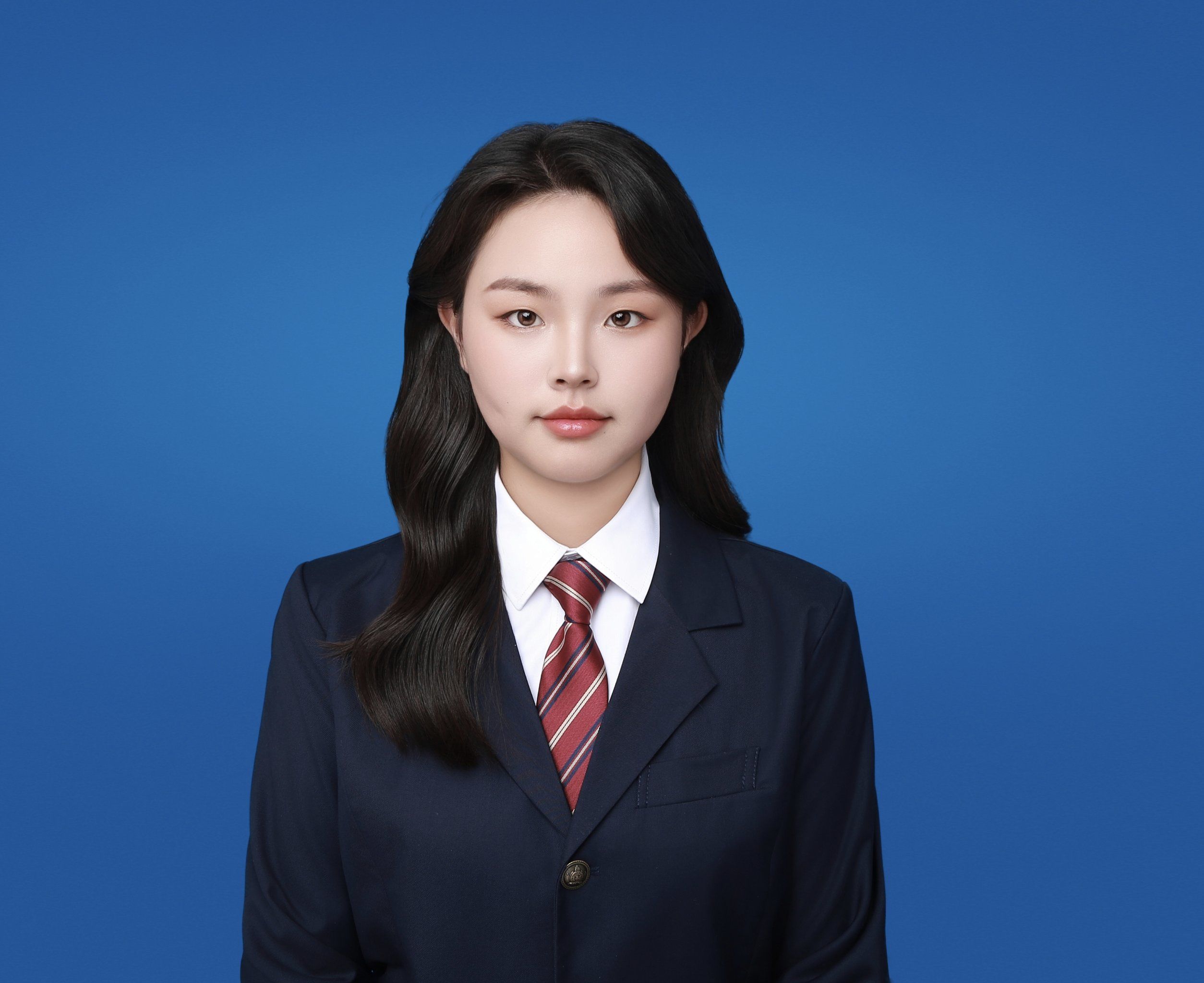 国旗飘扬的证件照