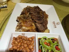 -白鹿苑蒙餐(鄂温克宾馆店)