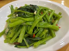 -鹏城人家海鲜酒家·23年老字号(较场尾店)