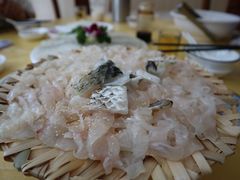 -官塘陈记鱼生·潮汕砂锅粥·牛肉火锅(潮枫路总店)