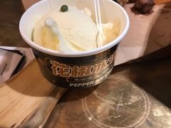 花椒冰淇淋-烤匠麻辣烤鱼(环球中心店)