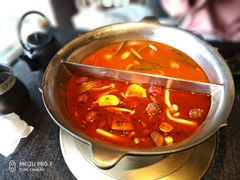 -湊湊火锅·茶憩(新中关购物中心店)