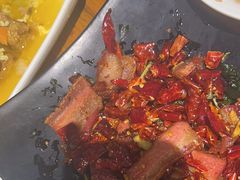 -隔壁老王·家常云南菜(花巷店)