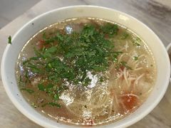-努拉洪鸡蛋面馆