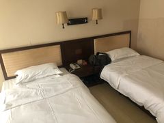 -万源龙顺度假庄园生态观光园