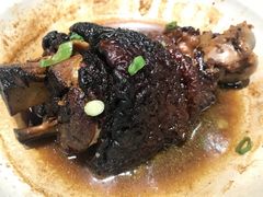 -老码头黑皮肘子锅包肉(赣水路店)