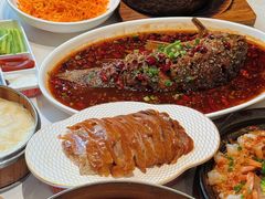 -梅利汴京烤鸭•开封豫菜地标店(东司门店)